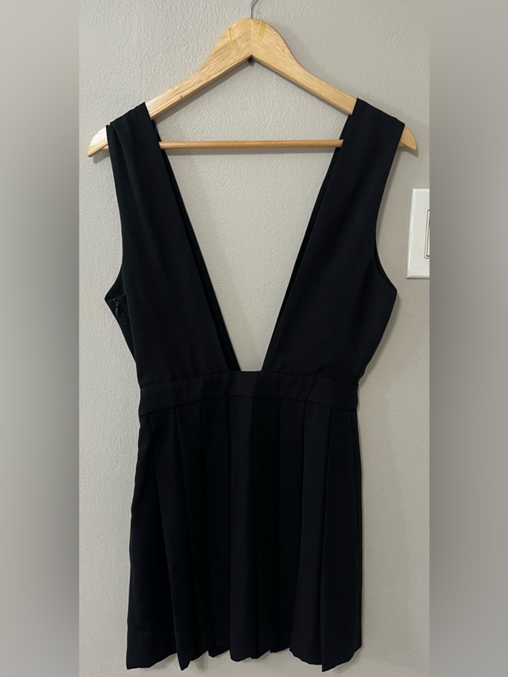 Zara Black Pleated Skater Dress Deep V Sleeveless Mini XS - Picture 6 of 12